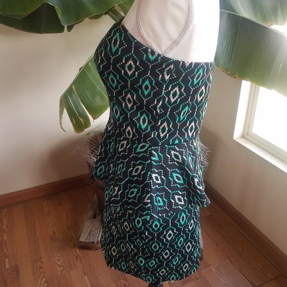 Hot Gal Large Strapless Dress Black Green Padded - Picture 6 of 8